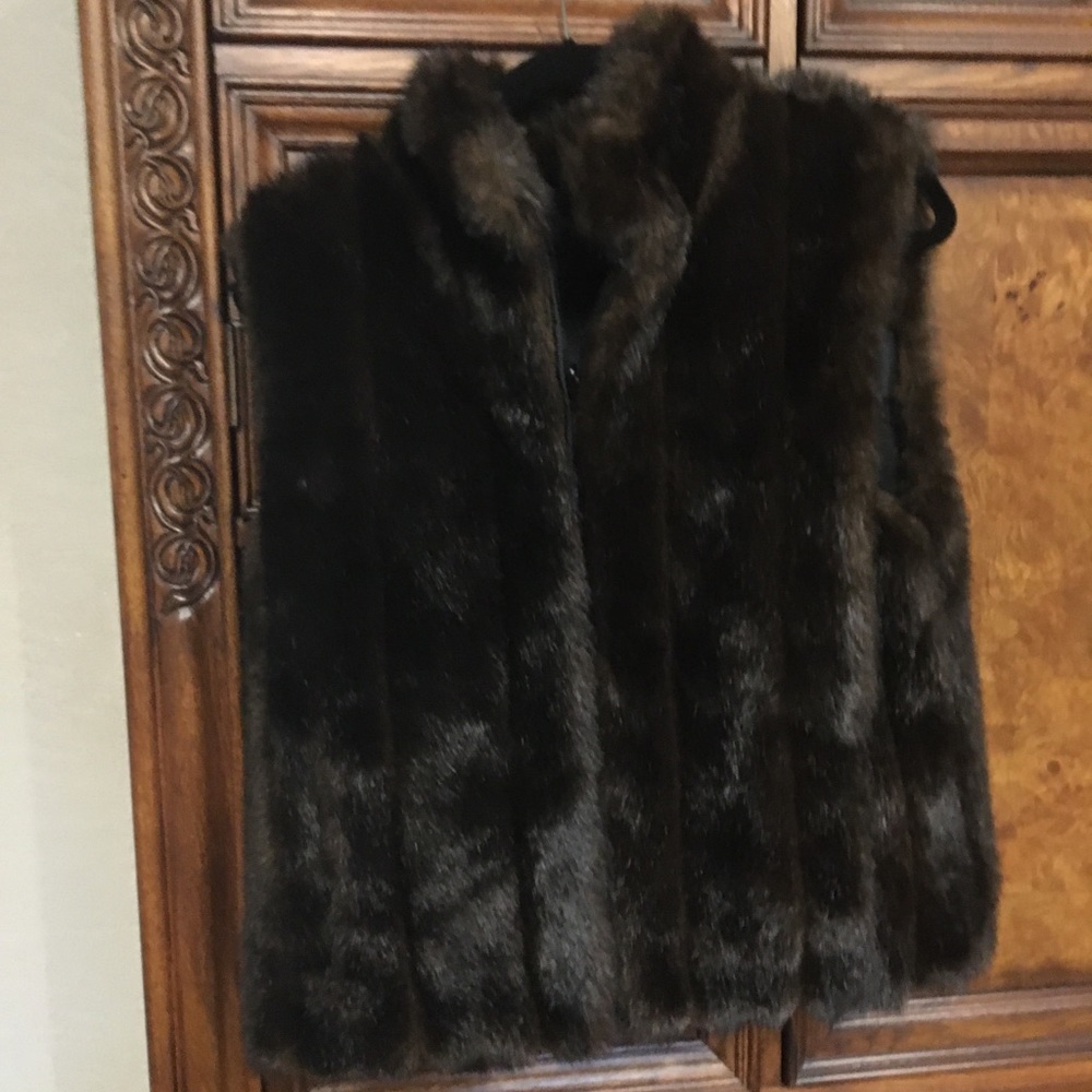 Glacca Gallery Company 2 Way Vest Small.